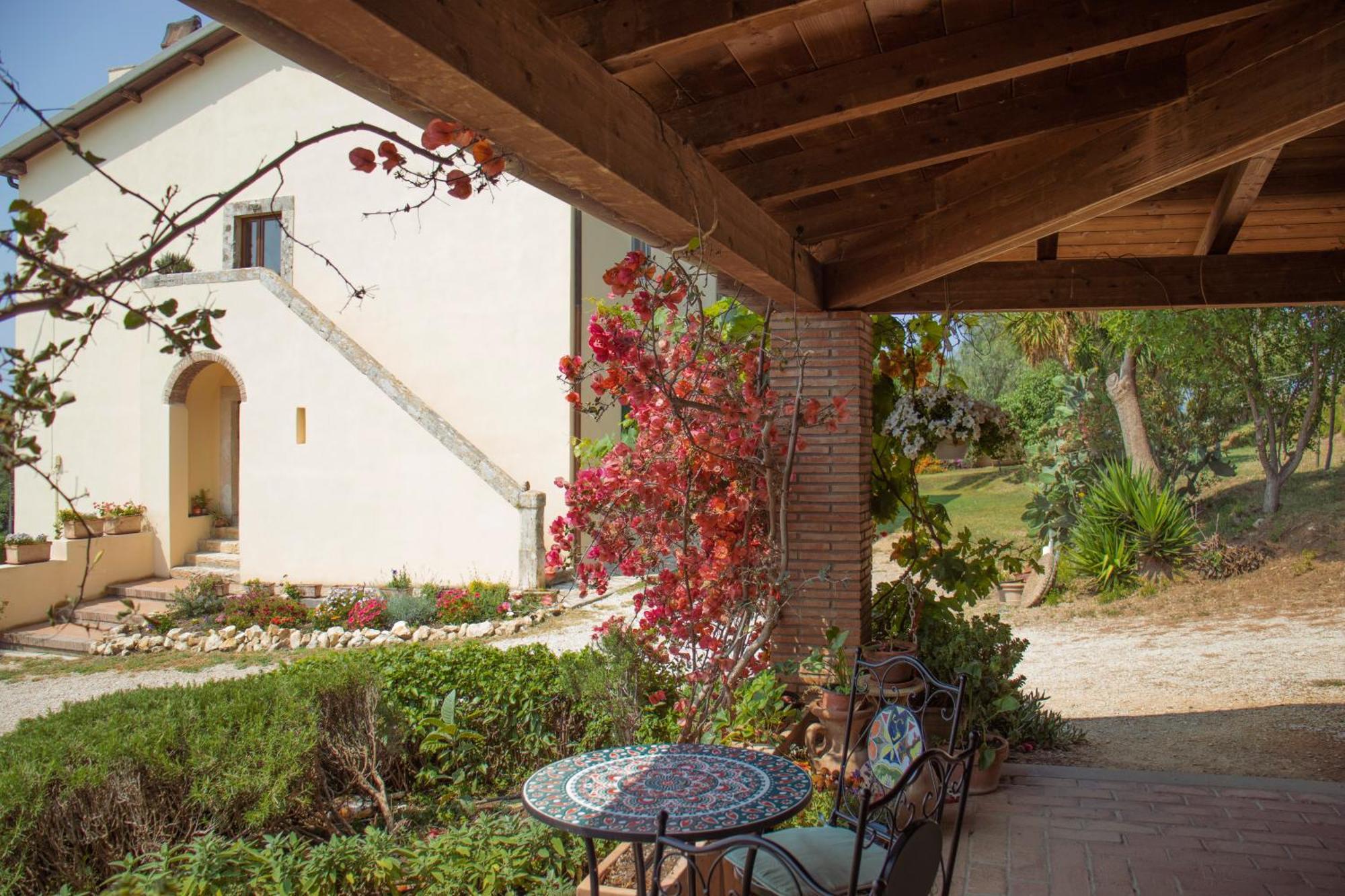 Agriturismo Morani Santa Severa Buitenkant foto
